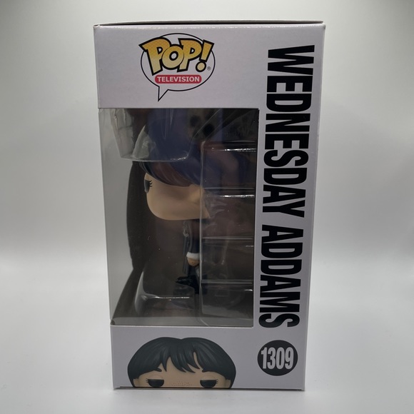 Funko Pop! Wednesday Addams!‎ - Picture 7 of 10